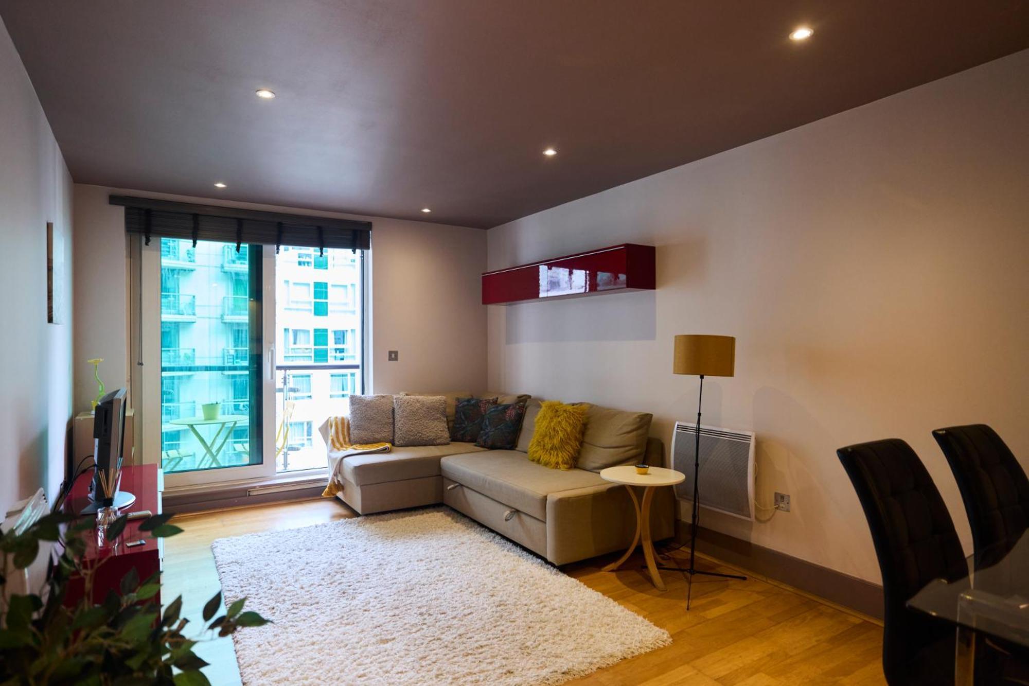 The Vauxhall Hideout - Comfy 2Bdr Flat With Balcony London Kültér fotó
